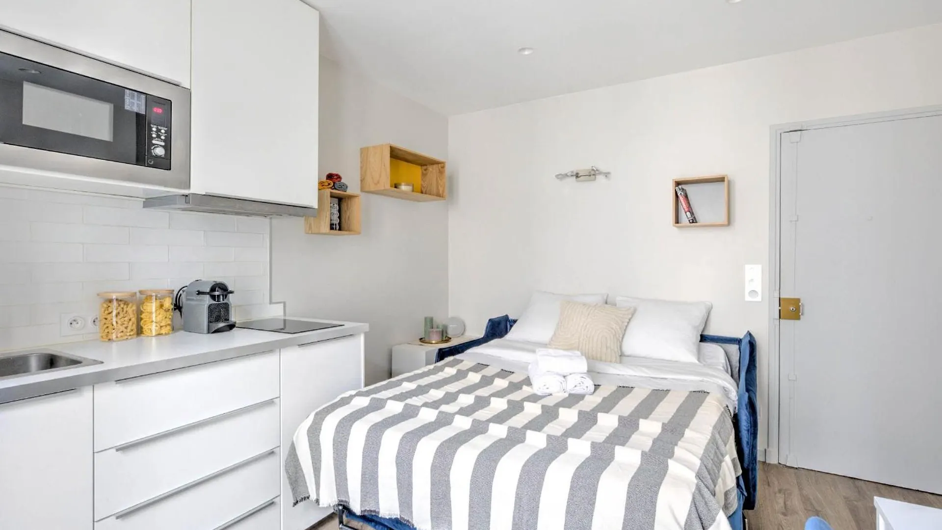 Apartment Eiffel Tower & Invalides - 1br - Cityapartmentstay *