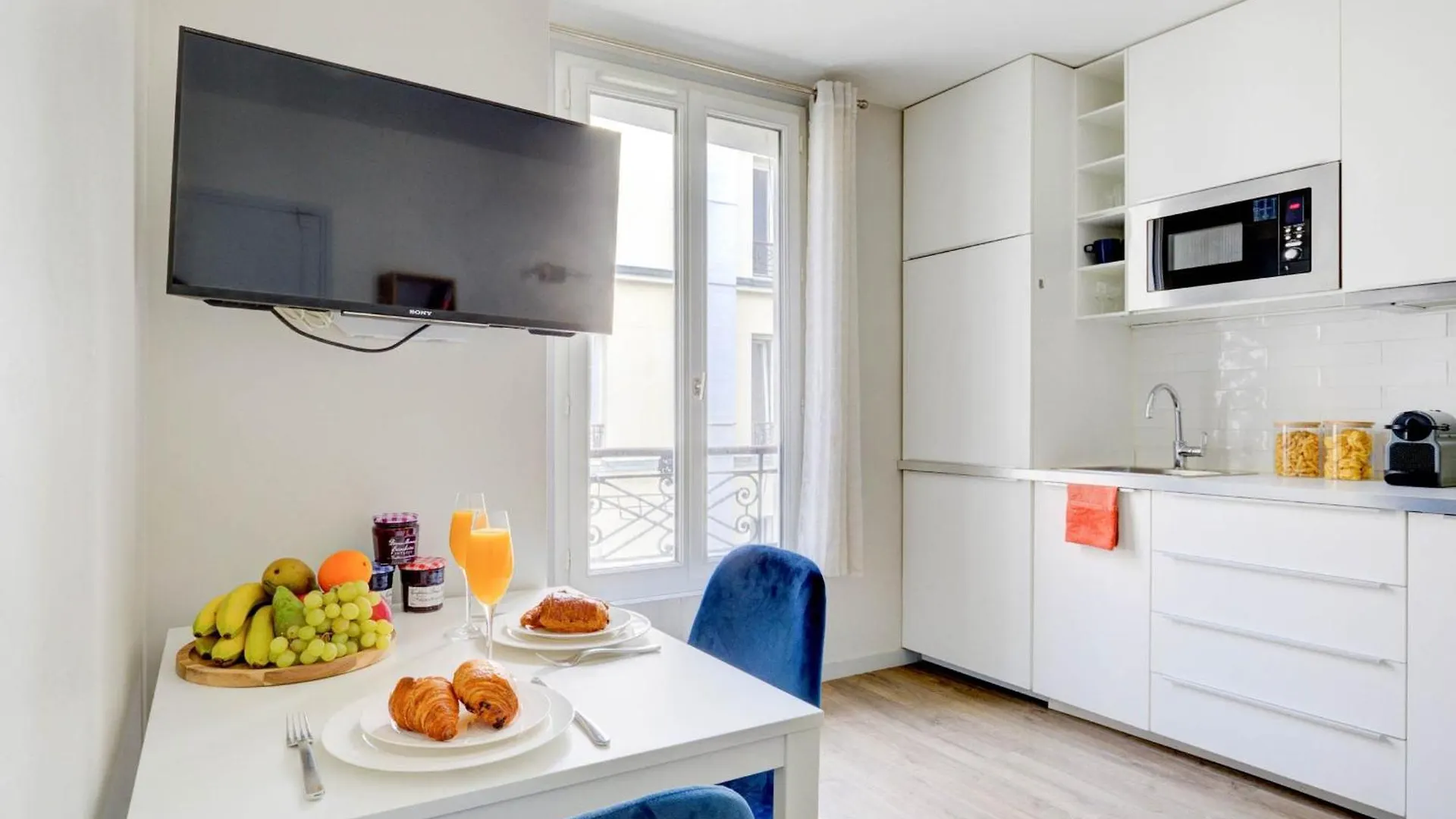 Eiffel Tower & Invalides - 1br - Cityapartmentstay 아파트 파리